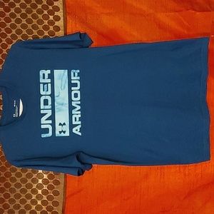 Under Armour Tshirt